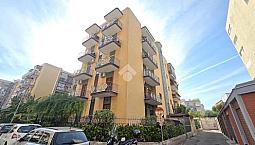 4 Locali A Bari