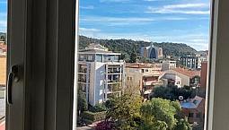 Cagliari Via Tuveri Mq.120 Netti + Box Auto