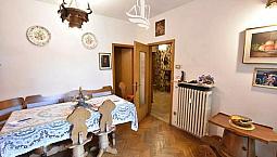 Bolzano: Quadrilocale Con Garage E Balcone