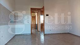 Zona Via Fiume, Semindipendente Con Terrazze