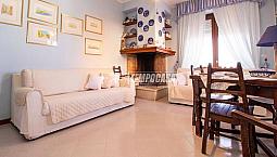Elegante Appartamento Con Giardino Di 700 Mq