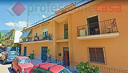 Appartamento Con 2 Camere In Centro