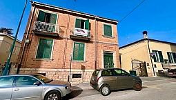 Ampio Appartamento In Via Trento