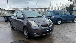 Toyota Yaris 1.0B 2010 Tagliandata 6 Mesi Garantit
