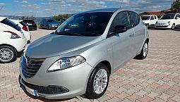Lancia Ypsilon 1.3 Mjt 16V 95 Cv 5 Porte S&S S Mom