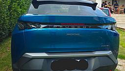 Peugeot Nuova 3008 Gt Hybrid