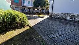 Porta A Lucca Pisa :Palazzina Con Giardino